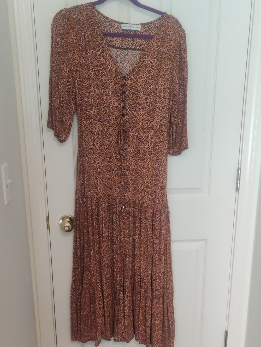 Petal & Pup Kelda Leopard-Print Dress with Button Front, Medium